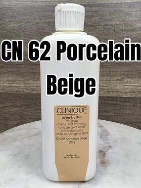 Clinique Even Better Makeup Evens and Corrects Foundation CN 62 Porcelain Beige
